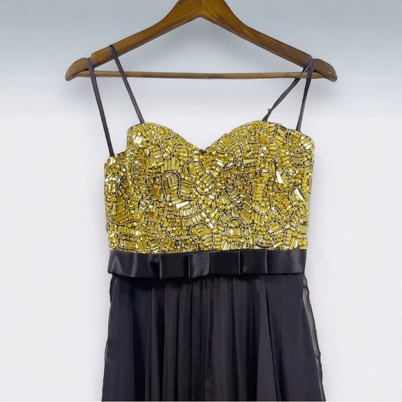 NWT Stunning La Femme Gold Jeweled Bodice Strapless Evening Gown - Size 8 - Picture 6 of 10